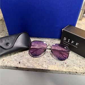 Diff Eyewear Dash Purple Aviator Sunglasses